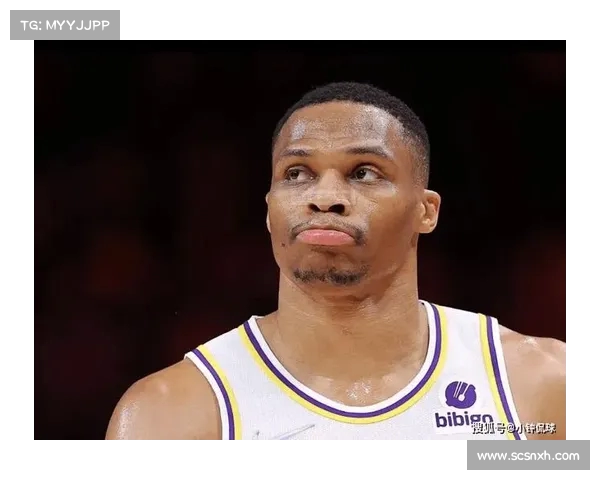 黄潜球迷社媒发起反对帕尔特伊标签引发广泛关注与争议